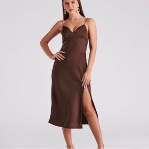 Windsor, Size S, Brown MIDI Dress